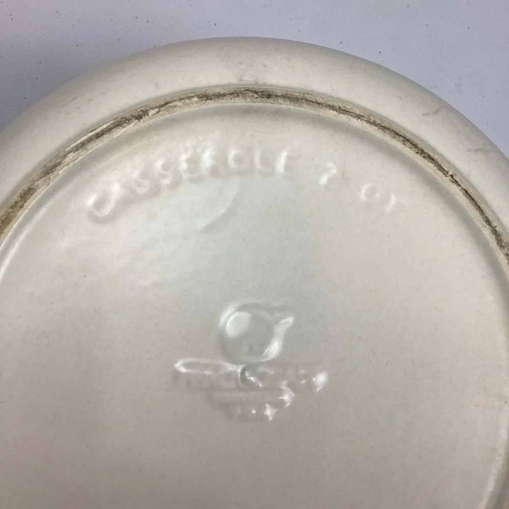 Vintage Pfaltzgraff 2 Quart Stoneware Casserole Dish